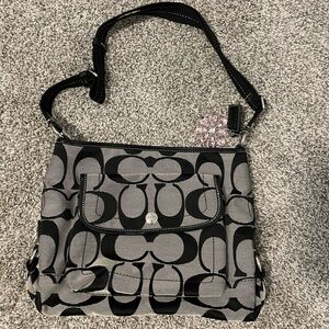 NWOT Coach Daisy shoulder bag